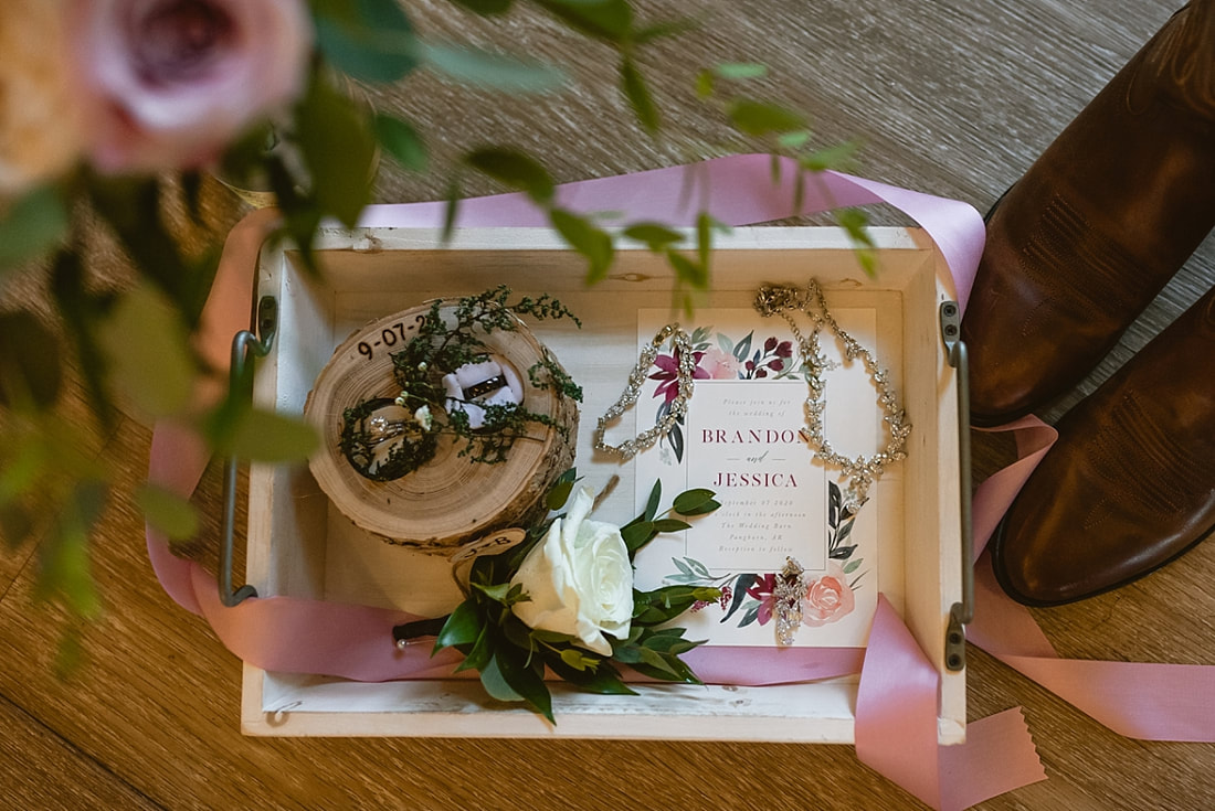 bridal details  at the wedding barn in arkansas