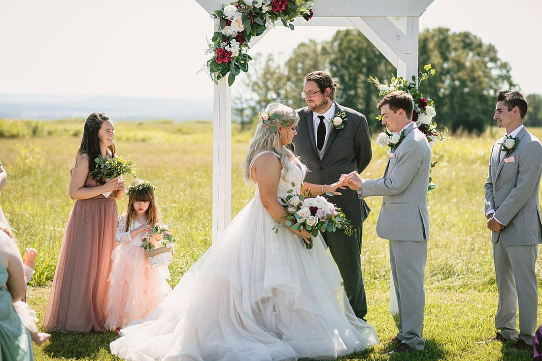 wedding photos on love mountain at the wedding barn in arkansas