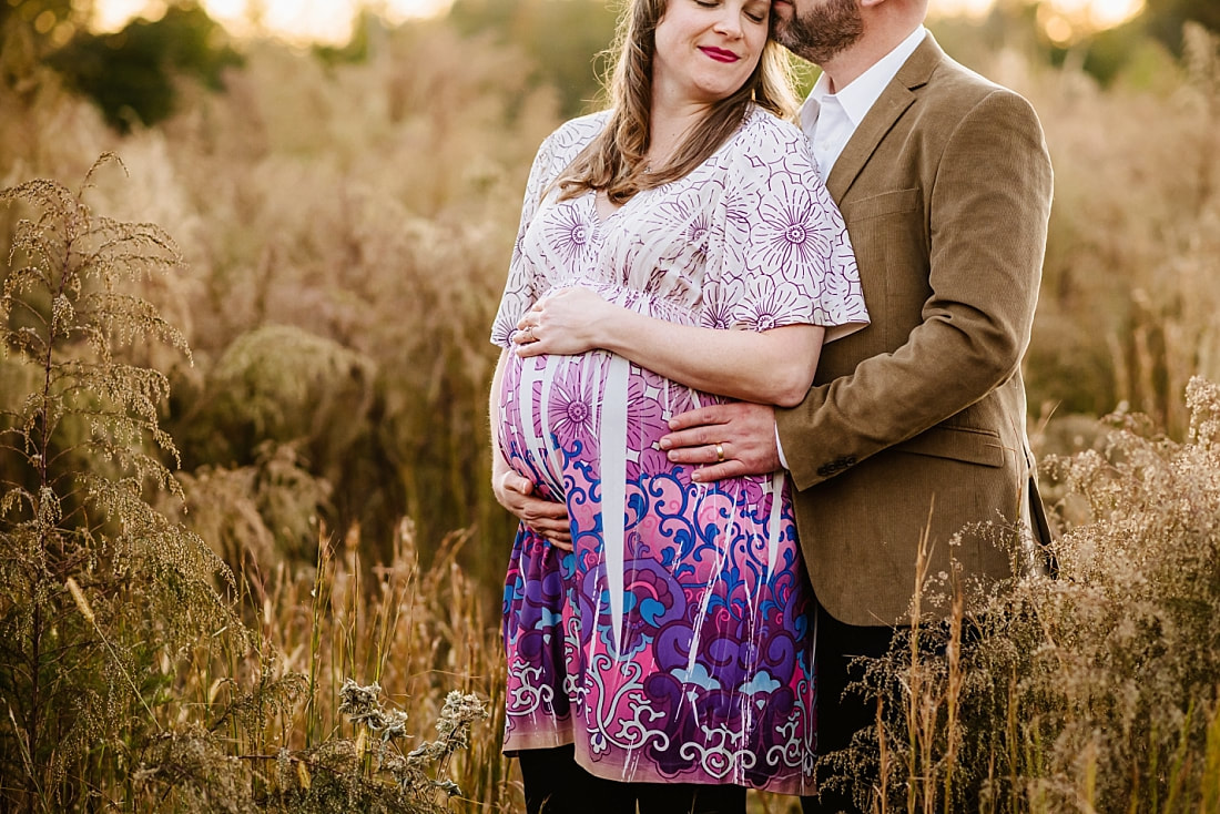 fall maternity photos at Hinton Park in Collierville, TN during golden hour