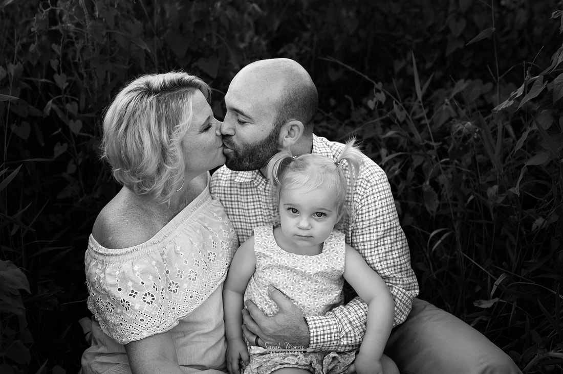 family photos in sunflower field at the agricenter, memphis, tn