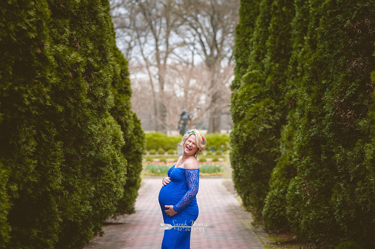 Memphis maternity photography for a rainbow baby at Memphis Botanic Garden by Sarah Morris Photography