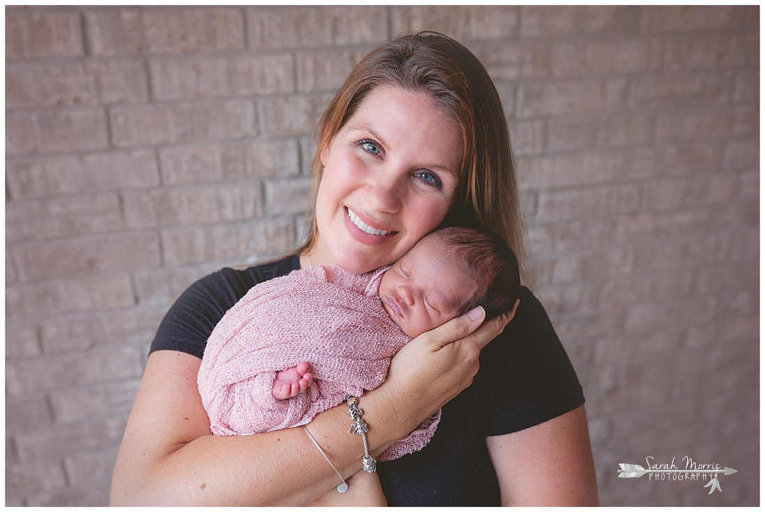 newborn photos of baby girl with mother