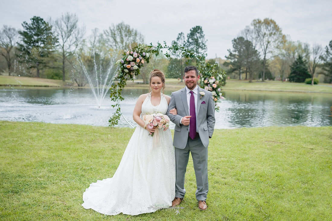 bridal portraits at backyard wedding in bartlett, tn , memphis wedding photographer