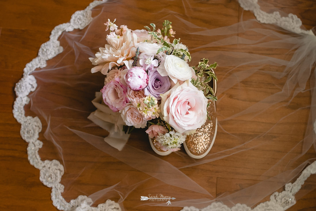 wedding details at backyard wedding in bartlett, tn , memphis wedding photographer