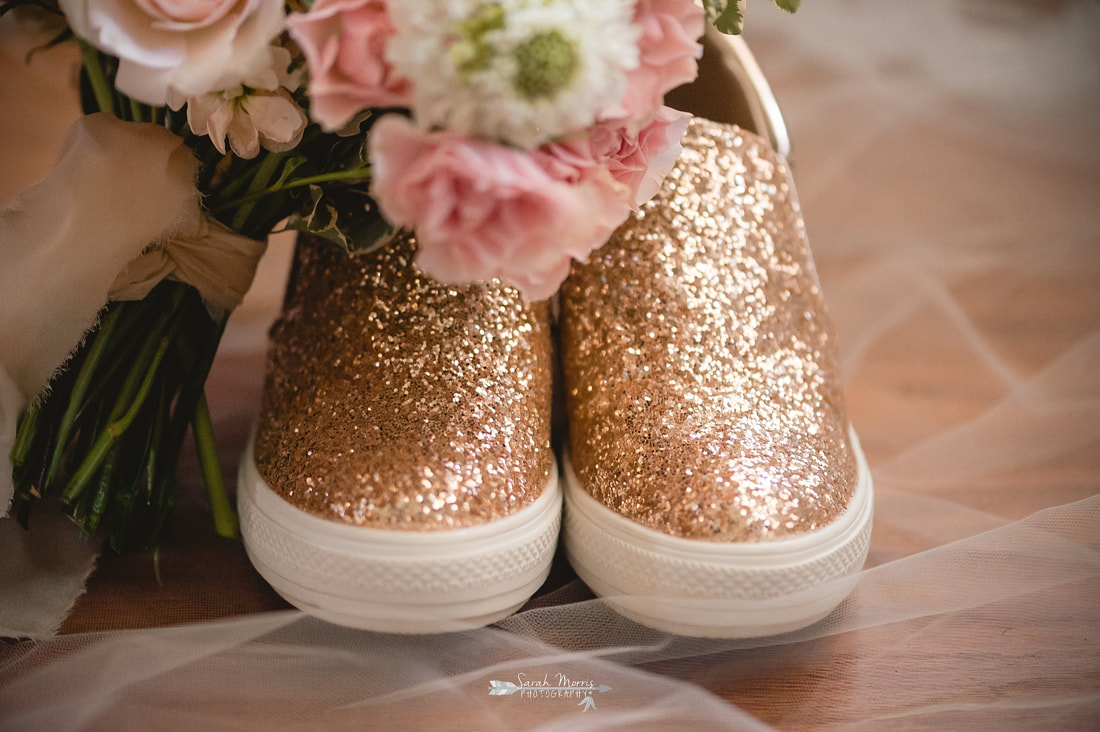 wedding details at backyard wedding in bartlett, tn , memphis wedding photographer