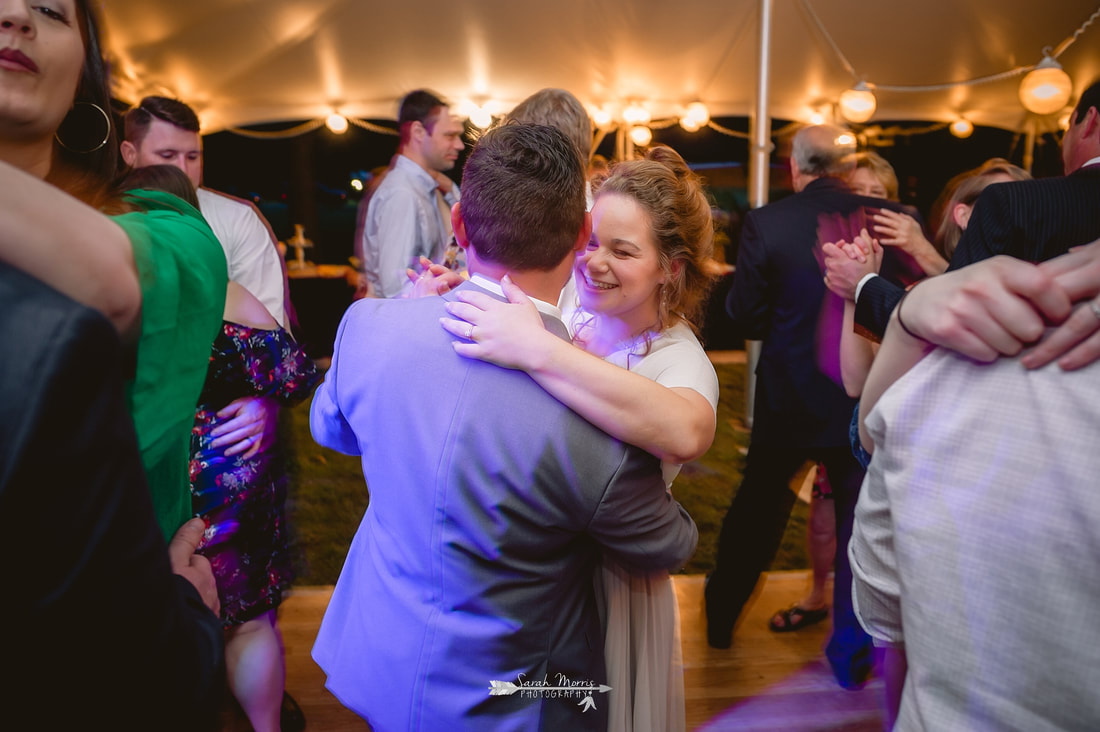 wedding reception at backyard wedding in bartlett, tn , memphis wedding photographer