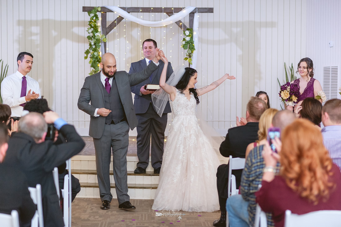 wedding ceremony at Overton Chapel, Memphis Wedding Photographer