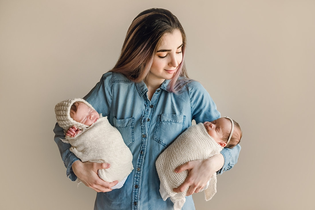 Twin Newborn Portraits in Memphis, TN