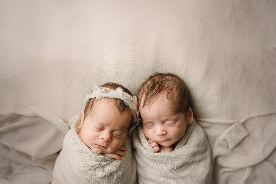 Twin Newborn Portraits in Memphis, TN