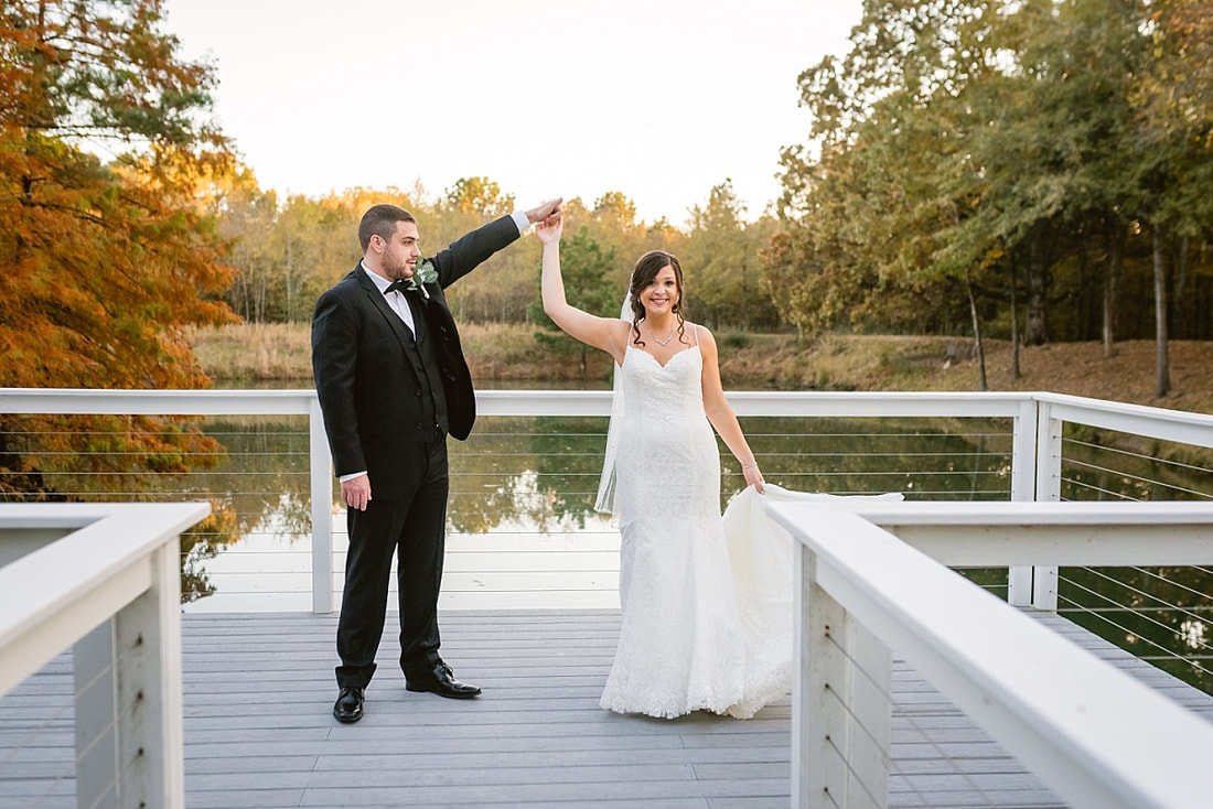 wedding photos at Orion Hill in Arlington, TN