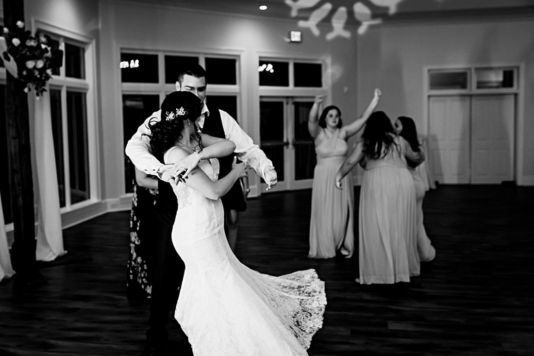 wedding reception at Orion Hill in Arlington, TN