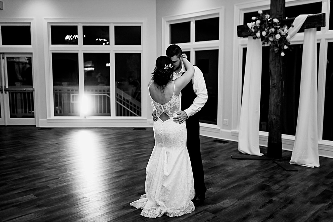 wedding reception at Orion Hill in Arlington, TN