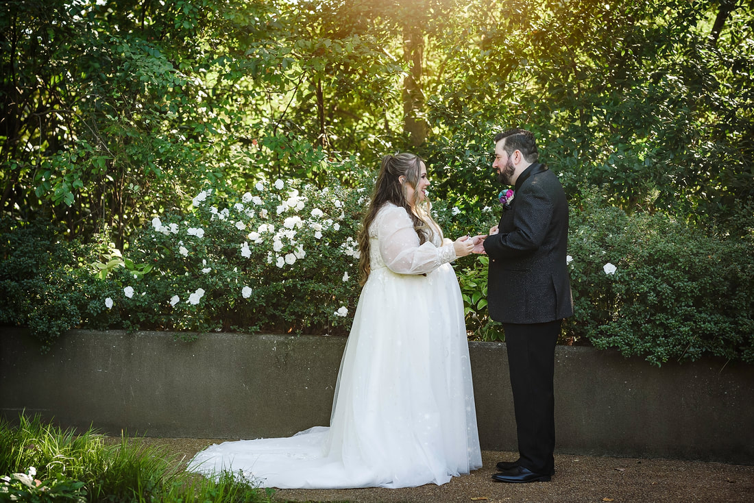 Bride and Groom having their first look at the Memphis Botanic Garden