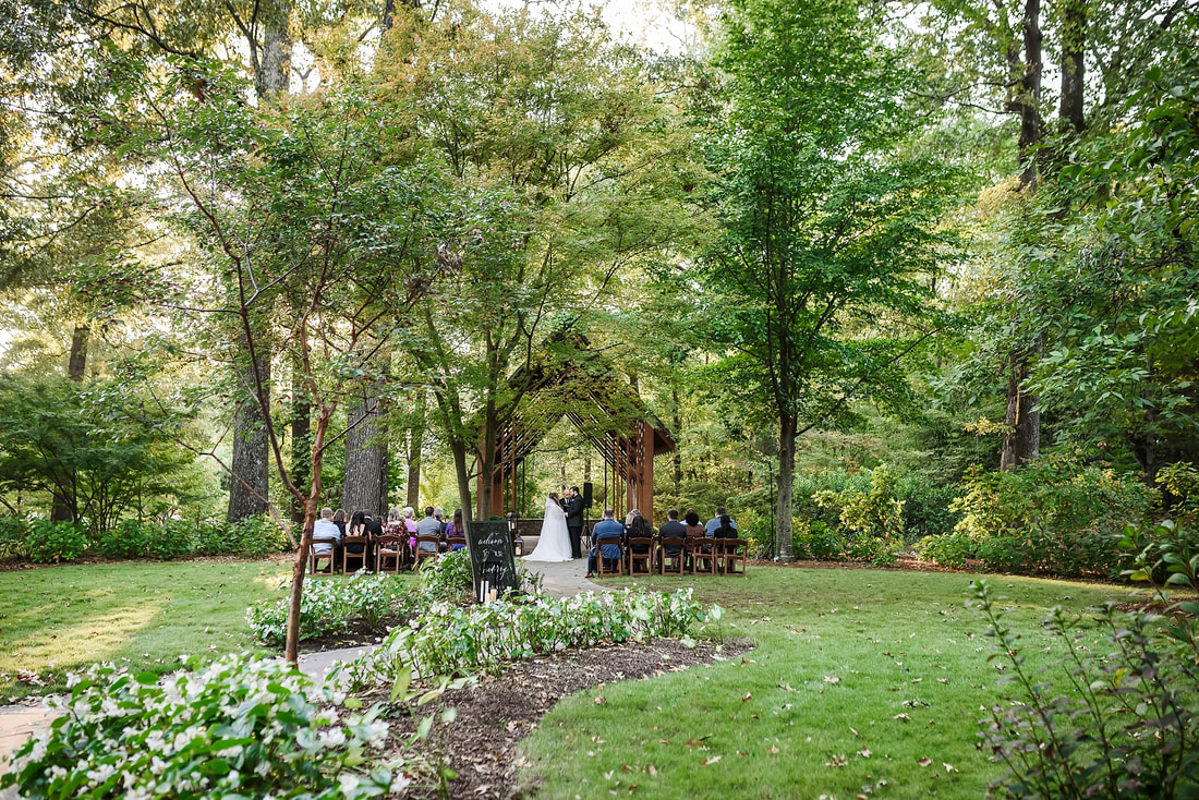 wedding at the Memphis Botanic Garden